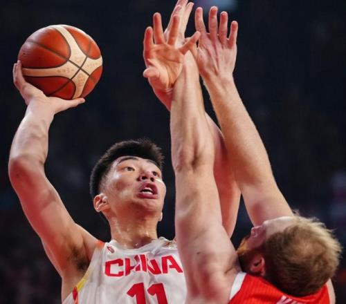 纽维尔老男,孩主场烽火,再燃,QY球友会体育,QiuYou,Sports,QY球友会体育网址,QY球友会app,QY球友会官网,QY球友会集团