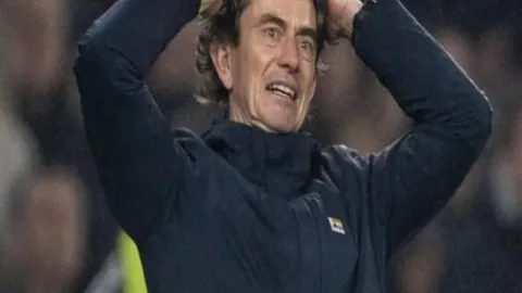 隋文静韩聪短节目摘金，花滑总决赛金博洋排第六